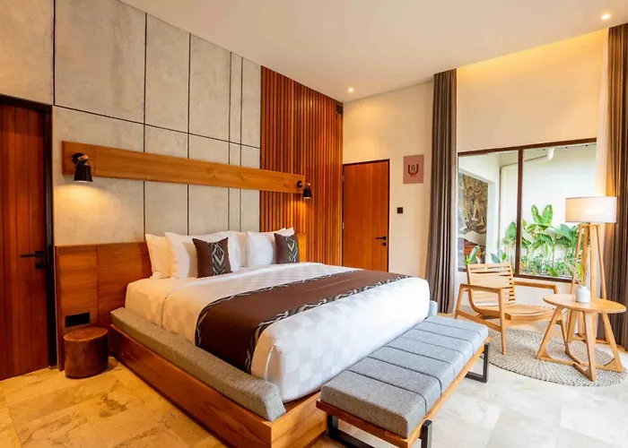 Oma Hotel 3*